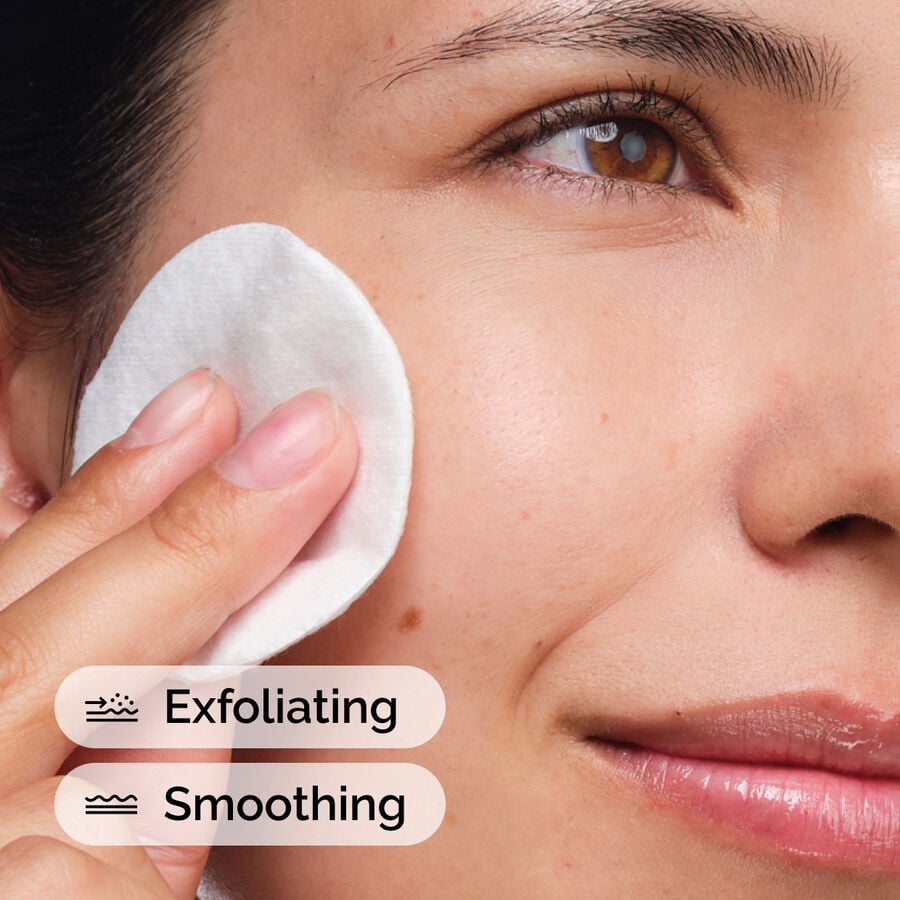 glycolic-acid-7-exfoliating-toner-w2 ord-glycolic-acid-exfoliating-toner-model-application-with-benefits.jpg